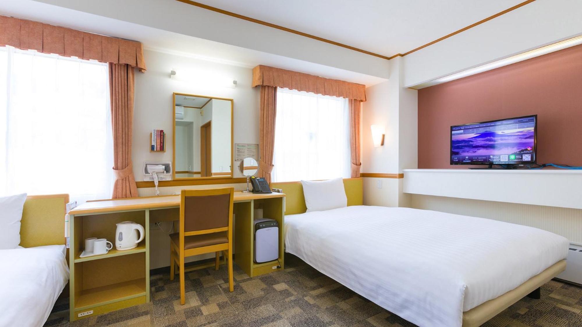 Toyoko Inn Shizuoka Fujieda Eki Kita Guchi Room photo