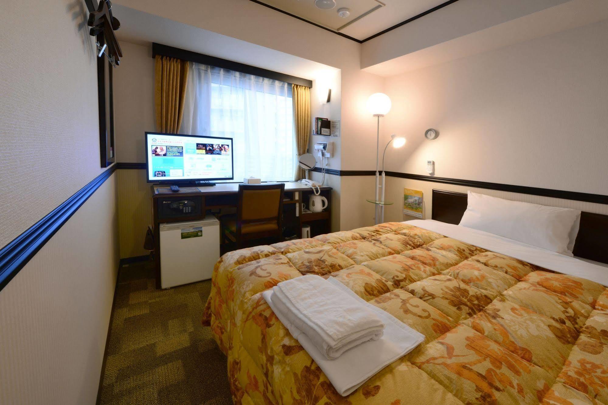 Toyoko Inn Shizuoka Fujieda Eki Kita Guchi Exterior photo